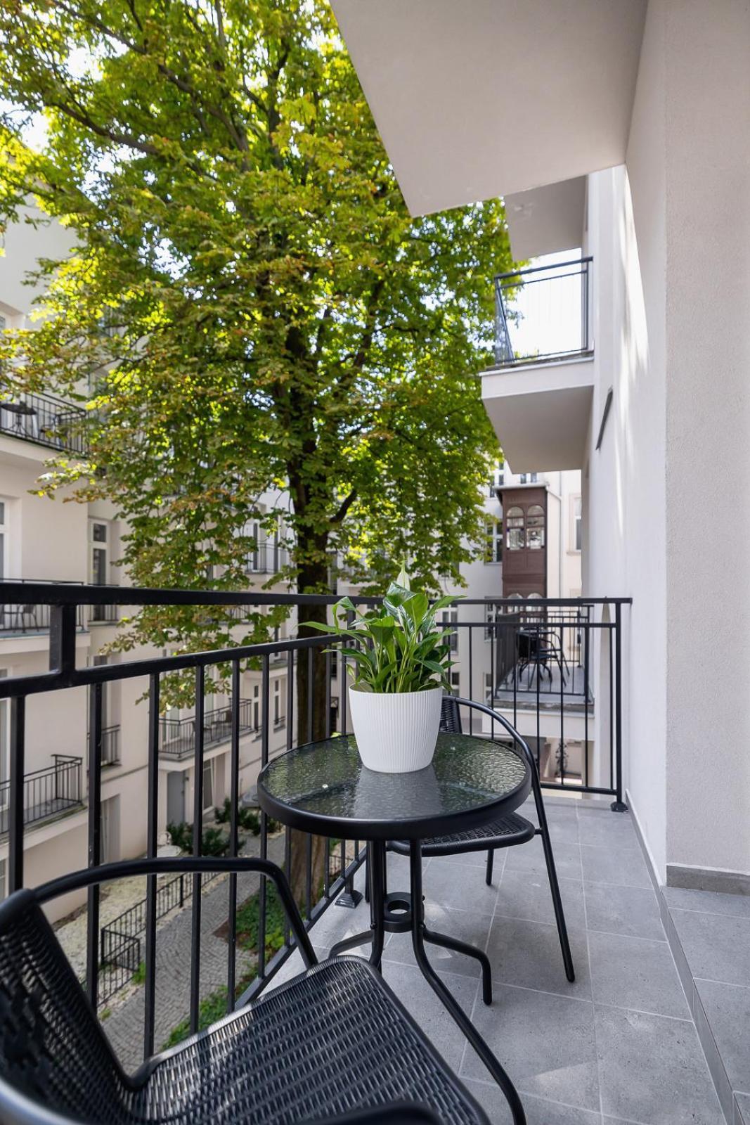 Kazimierz - Balcony - 41 Starowislna Street Apartment Krakow